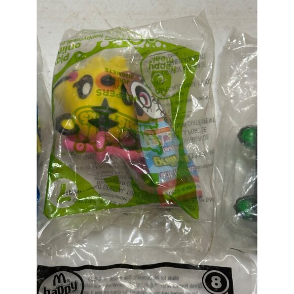 VINTAGE RANDOM LOT of 8 McDonald's Corporation Plastic Toys (NEW IN PACKAGE) - Picture 4 of 9